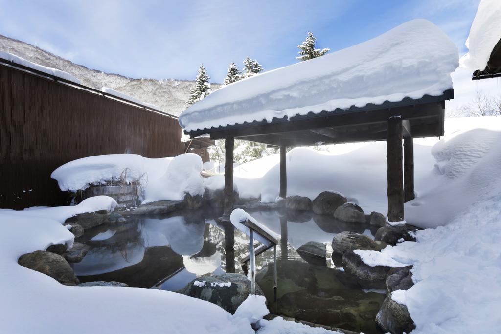Okada Ryokan Warakutei Такаяма Екстер'єр фото