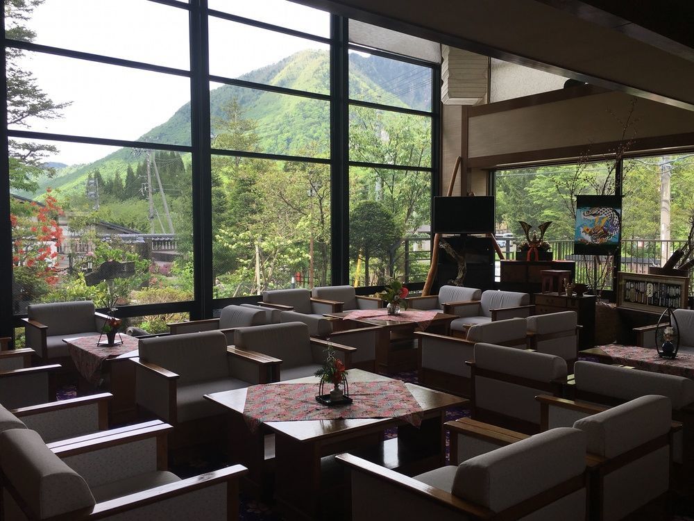 Okada Ryokan Warakutei Такаяма Екстер'єр фото