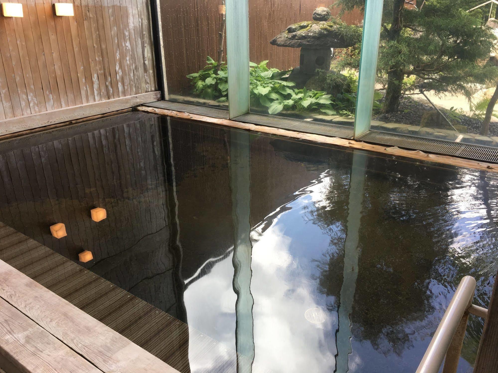Okada Ryokan Warakutei Такаяма Екстер'єр фото